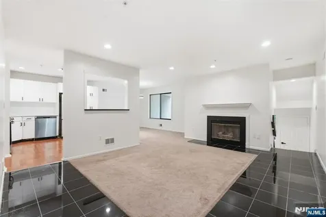 9 Paris Circle West Orange NJ 07052