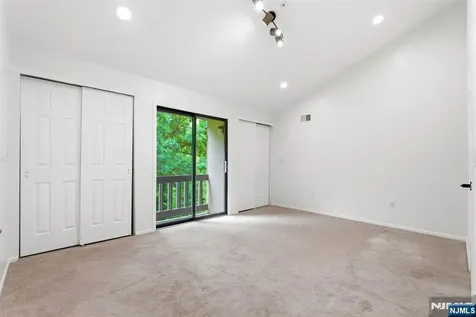 9 Paris Circle West Orange NJ 07052