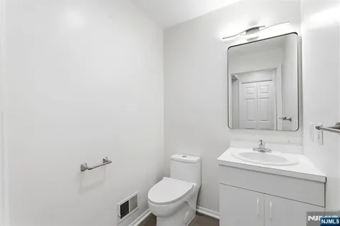 9 Paris Circle West Orange NJ 07052
