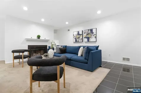 9 Paris Circle West Orange NJ 07052