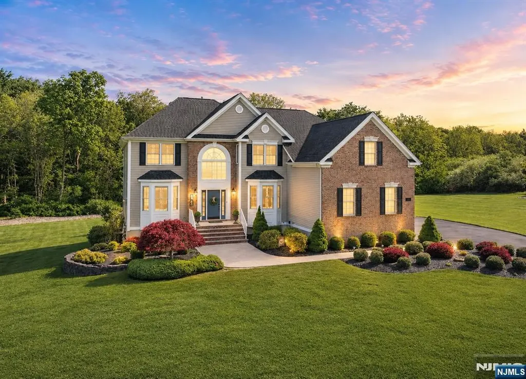 16 Saint Andrews Court Mount Olive Township NJ 07836