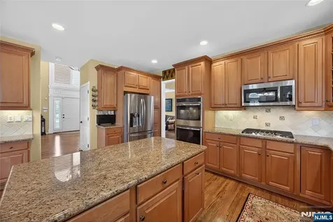 16 Saint Andrews Court Mount Olive Township NJ 07836