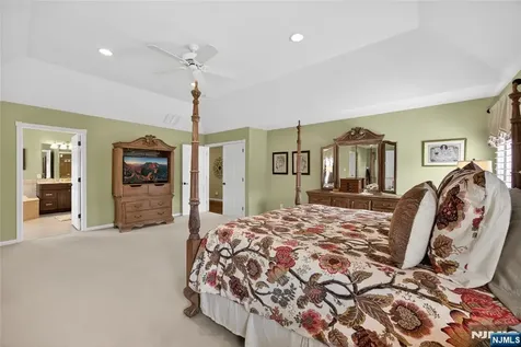 16 Saint Andrews Court Mount Olive Township NJ 07836