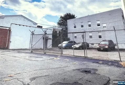 183 Oakwood Avenue Orange NJ 07050