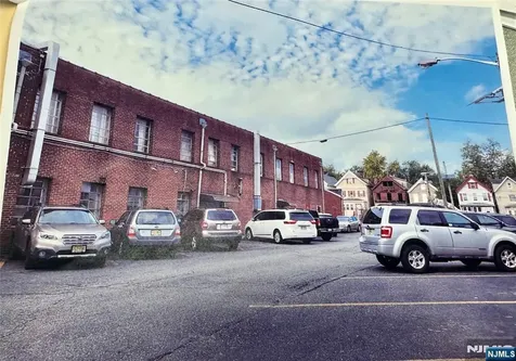 183 Oakwood Avenue Orange NJ 07050