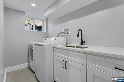 191 Franklin Street Secaucus NJ 07094