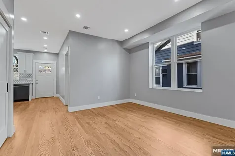 191 Franklin Street Secaucus NJ 07094