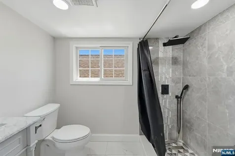 851 Garden Street Elizabeth NJ 07202