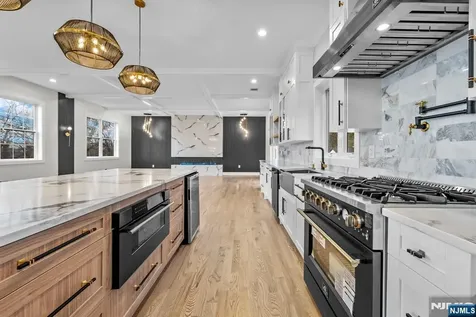 38 Pershing Place Woodland Park NJ 07424