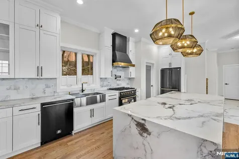 38 Pershing Place Woodland Park NJ 07424