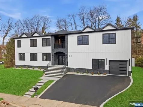 38 Pershing Place Woodland Park NJ 07424