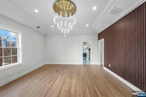 38 Pershing Place Woodland Park NJ 07424