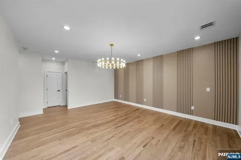 38 Pershing Place Woodland Park NJ 07424