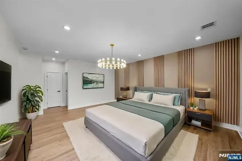 38 Pershing Place Woodland Park NJ 07424