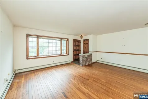 51 Emmet Street Belleville NJ 07109