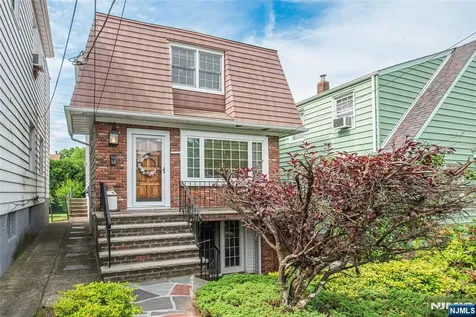 51 Emmet Street Belleville NJ 07109