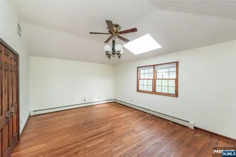 51 Emmet Street Belleville NJ 07109