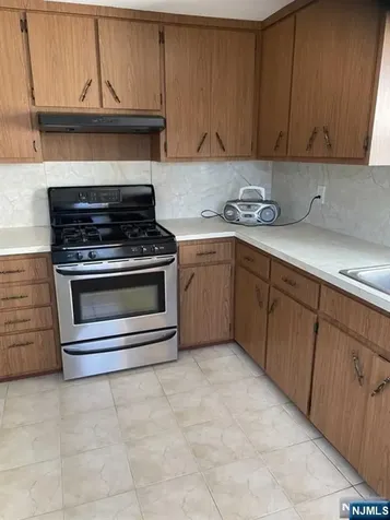 16 Hudson Street Garfield NJ 07026