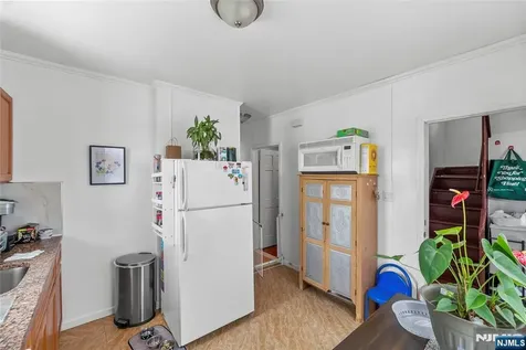 105 Bergen Avenue Kearny NJ 07032