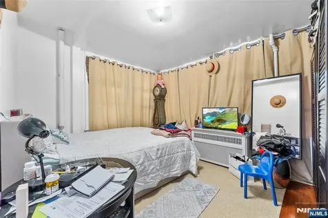 105 Bergen Avenue Kearny NJ 07032