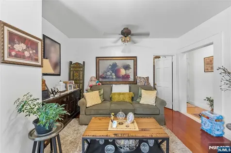 105 Bergen Avenue Kearny NJ 07032