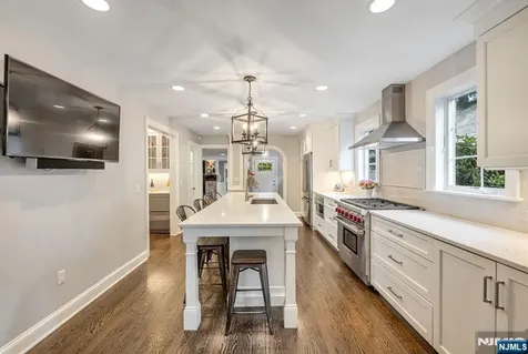 243 Hempstead Road Ridgewood NJ 07450