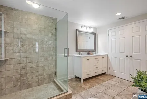 243 Hempstead Road Ridgewood NJ 07450