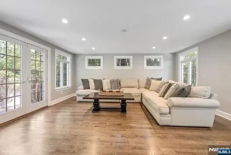 243 Hempstead Road Ridgewood NJ 07450