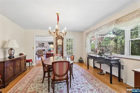 1 S Park Drive Tenafly NJ 07670