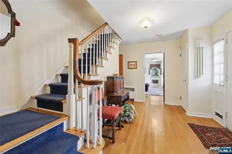 1 S Park Drive Tenafly NJ 07670