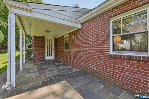 1 S Park Drive Tenafly NJ 07670