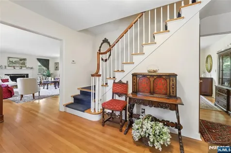 1 S Park Drive Tenafly NJ 07670