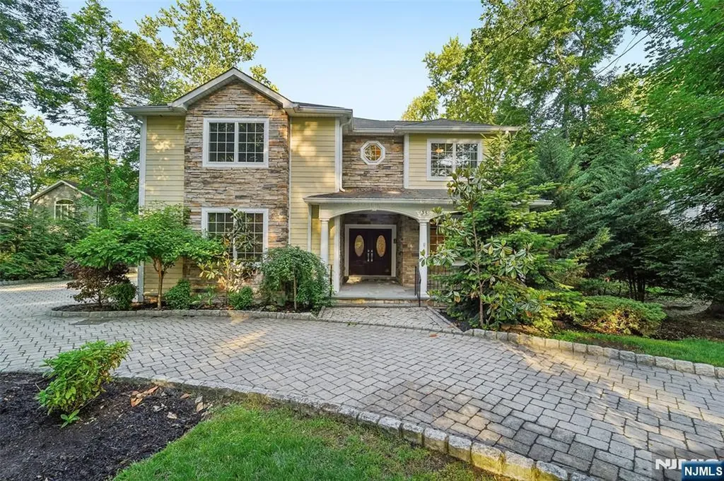 35 Franklin Turnpike Allendale NJ 07401