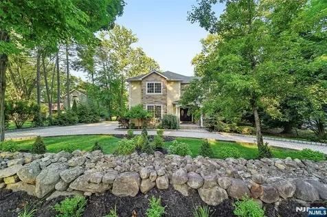 35 Franklin Turnpike Allendale NJ 07401