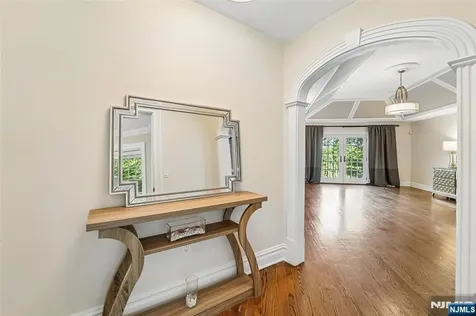 35 Franklin Turnpike Allendale NJ 07401