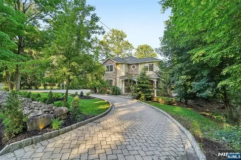 35 Franklin Turnpike Allendale NJ 07401
