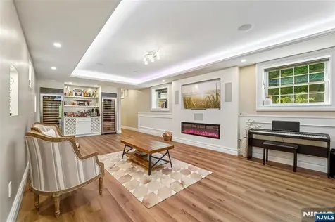 35 Franklin Turnpike Allendale NJ 07401