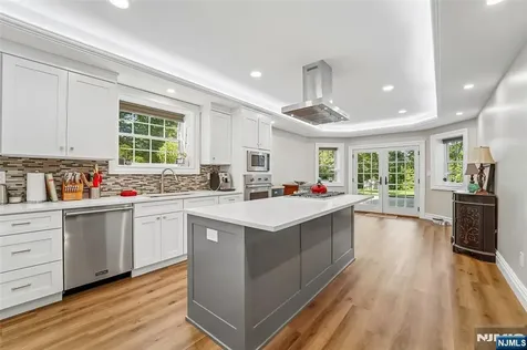 35 Franklin Turnpike Allendale NJ 07401
