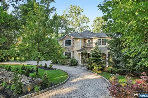 35 Franklin Turnpike Allendale NJ 07401