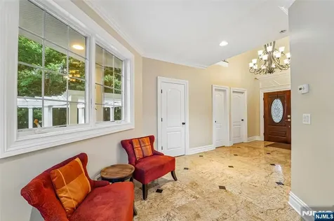 35 Franklin Turnpike Allendale NJ 07401