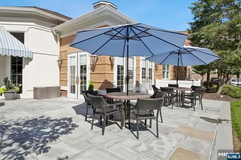 5211 Pointe Gate Drive Livingston NJ 07039