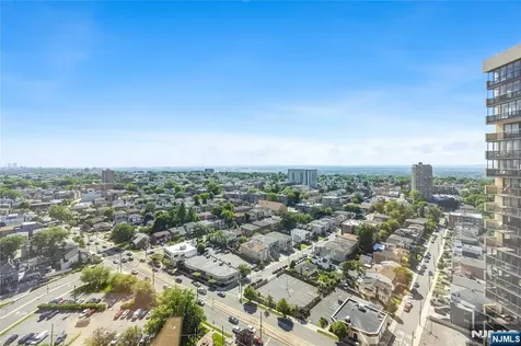 300 Winston Cliffside Park NJ 07010
