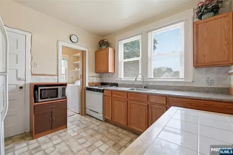 31 Division Avenue Belleville NJ 07109