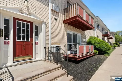 398 Hoover Avenue Bloomfield NJ 07003