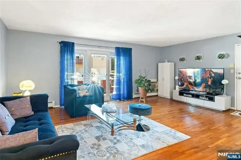 398 Hoover Avenue Bloomfield NJ 07003