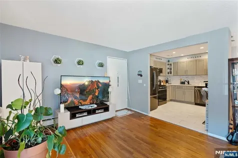 398 Hoover Avenue Bloomfield NJ 07003