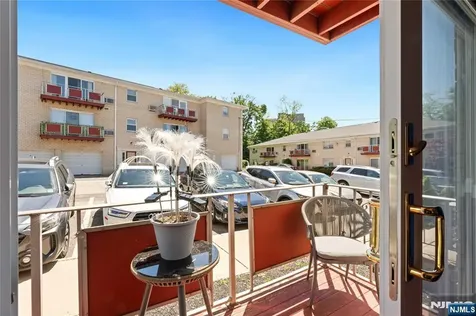 398 Hoover Avenue Bloomfield NJ 07003