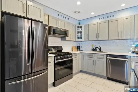 398 Hoover Avenue Bloomfield NJ 07003