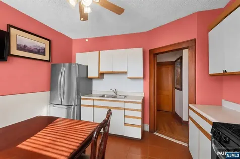 89 Shaler Avenue Fairview NJ 07022