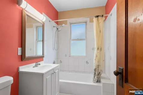 89 Shaler Avenue Fairview NJ 07022